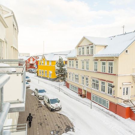 Warm And Cosy Downtown Apartment Akureyri Exterior photo